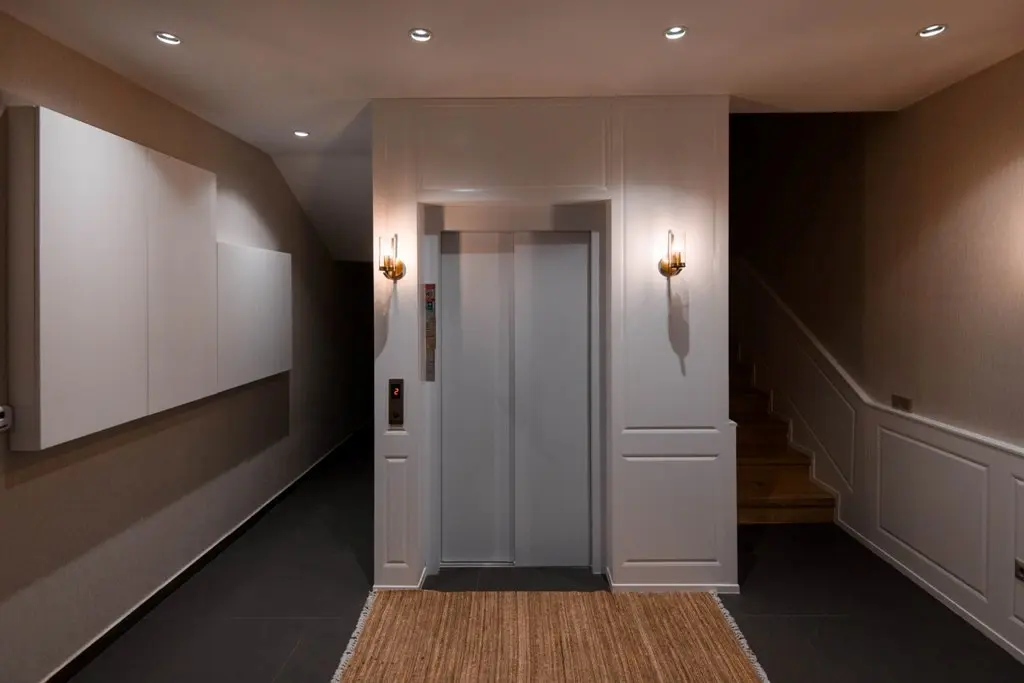 Elevator